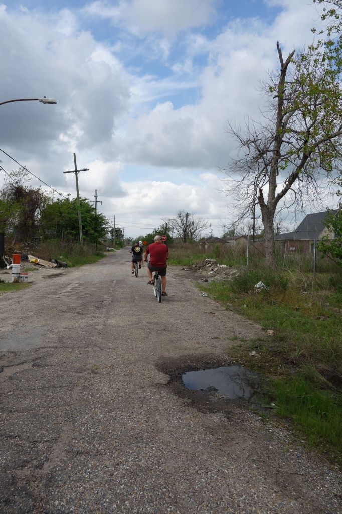 The roads in the Lower 9th Road were even worse than New Orleans' roads in general. Something that I did not think was possible.